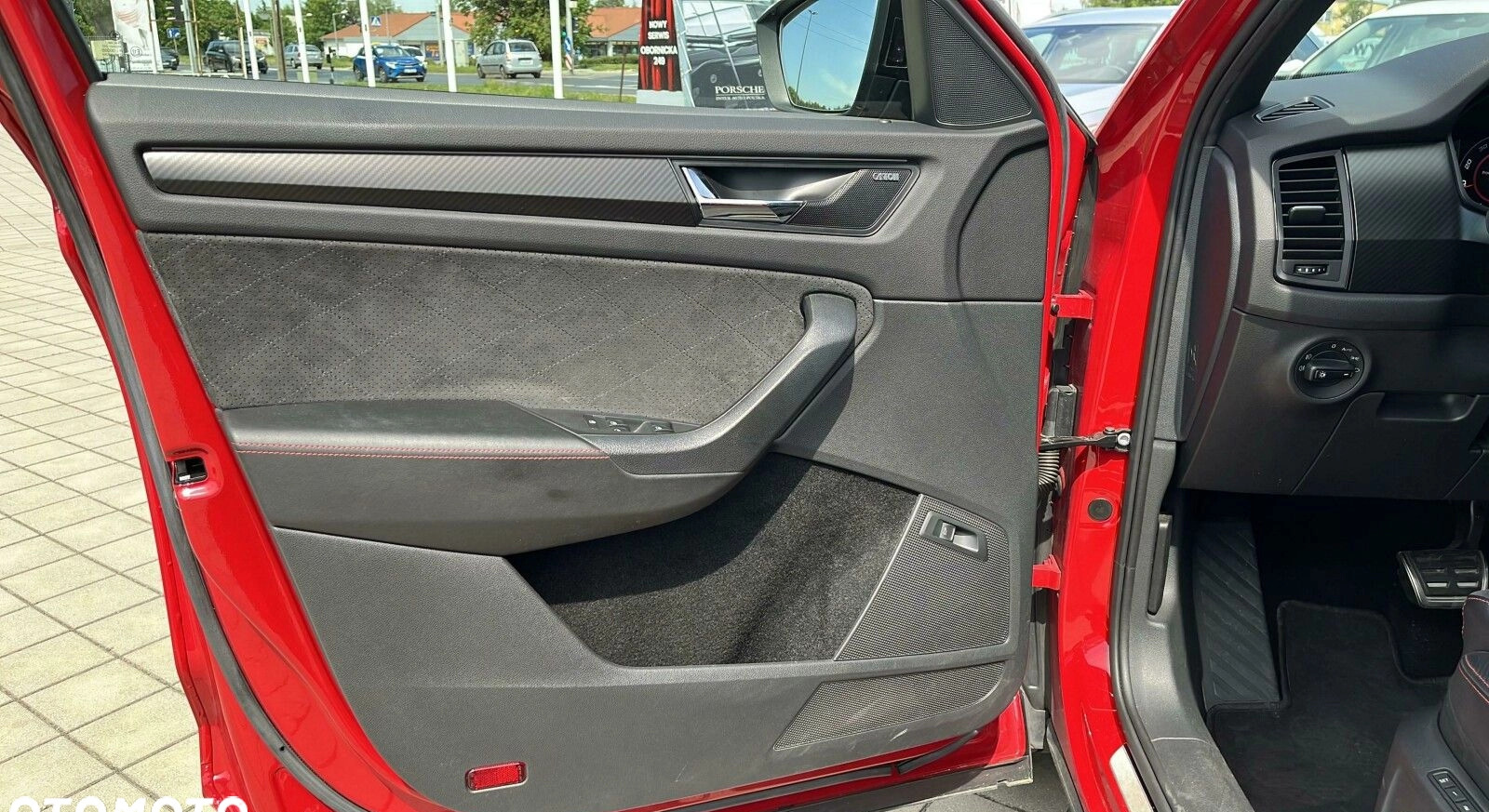 Skoda Kodiaq cena 159900 przebieg: 106615, rok produkcji 2020 z Szczucin małe 497